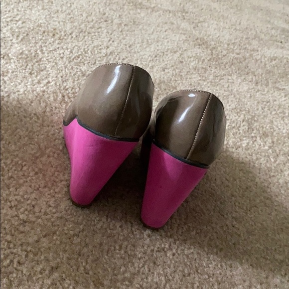 high heels - Picture 3 of 3